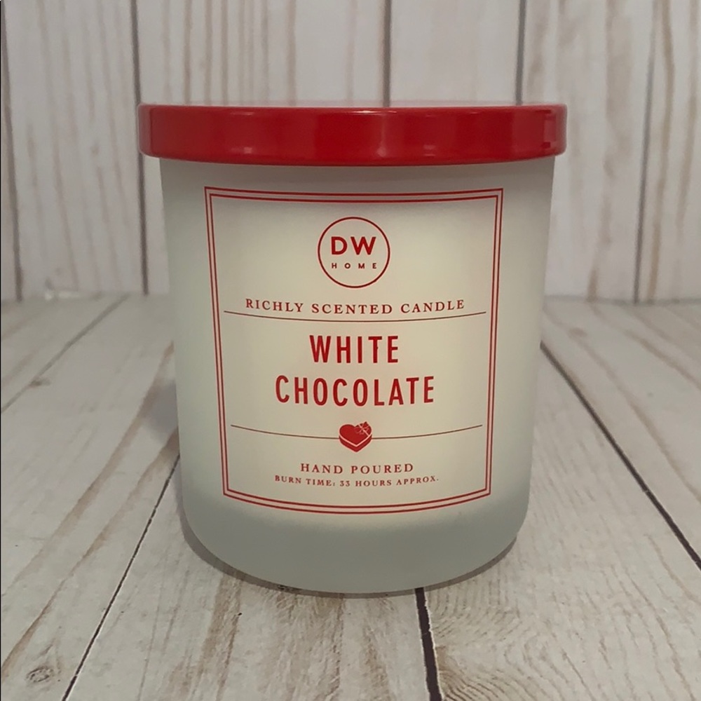 SOLD!!! DW Home Candle